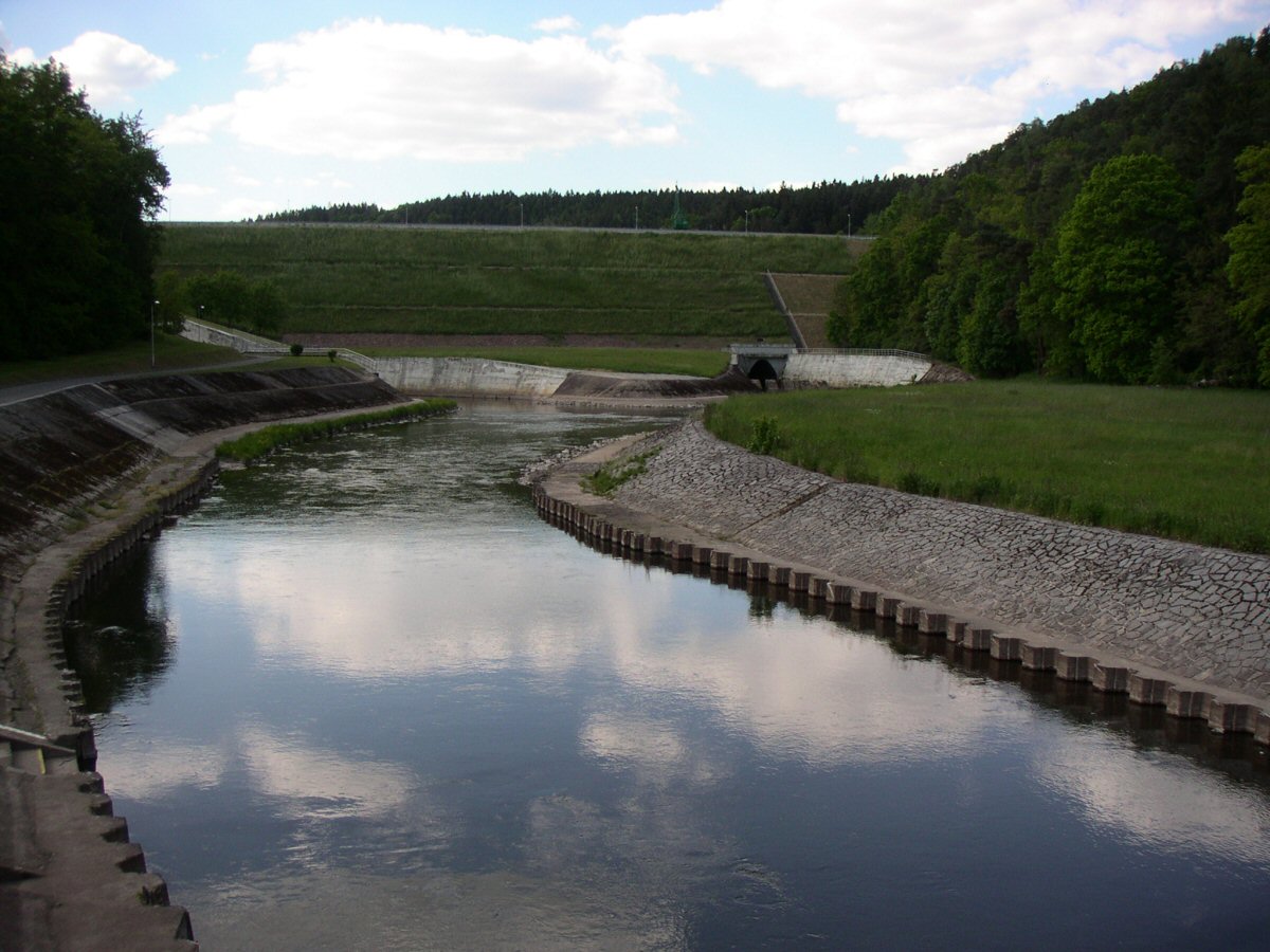 M�e below Hracholusky dam