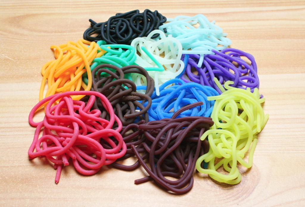 FlyBox Squirmy Legs - Big range of attractive fishy colors!