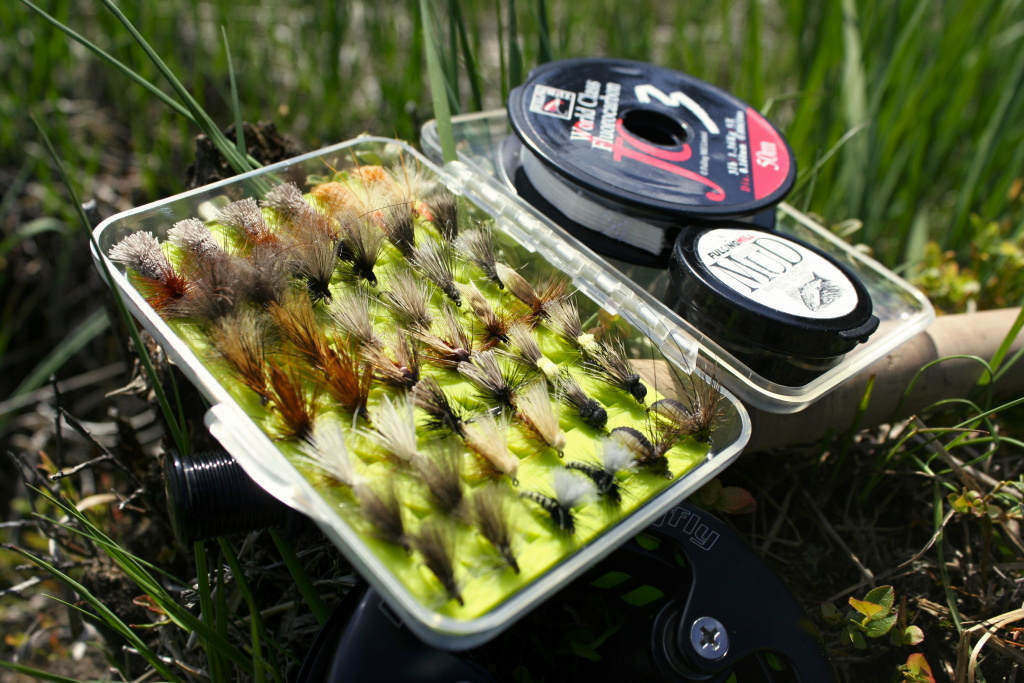 All you need - Small and thin fly box with caddis flies, quality leader and Fuller's Mud... All from Fulling Mill