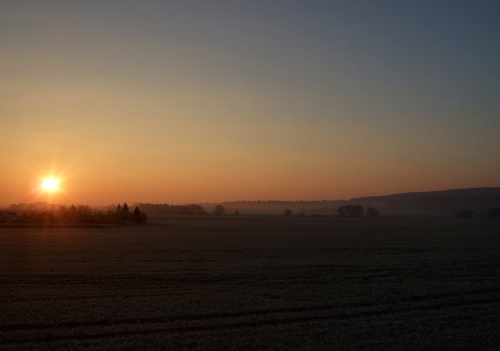 Magic autumn and winter mornings on the way to fish!