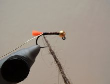 STEP 4 - Dubbing On The Thread